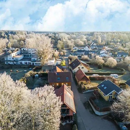 Skandinavisches In Mirow Semesterbostad